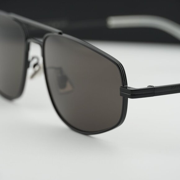 Bottega Veneta BV1125S 001 Aviator Sunglasses - Black/Grey main image 10